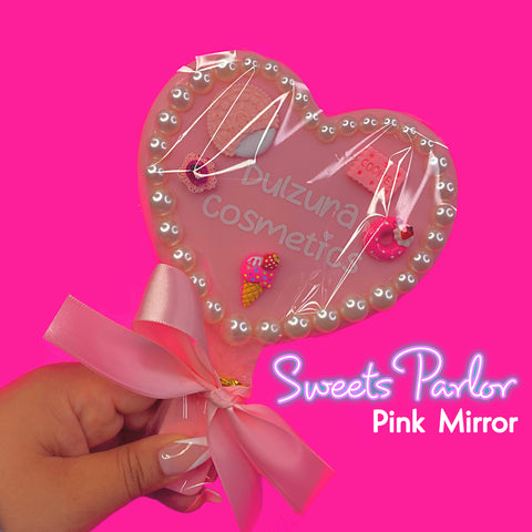 SWEET PARLOR HEART SHAPED MIRROR #05